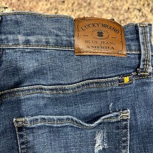 Lucky Brand Size 8/29 skinny jeans
